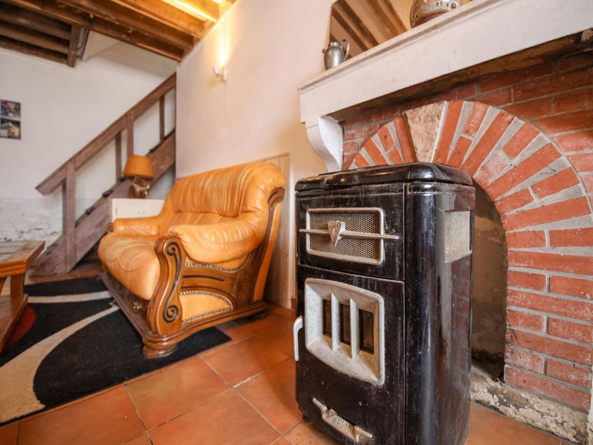 Traditional Holiday Home In Brinon Sur Beuvron Eksteriør bilde